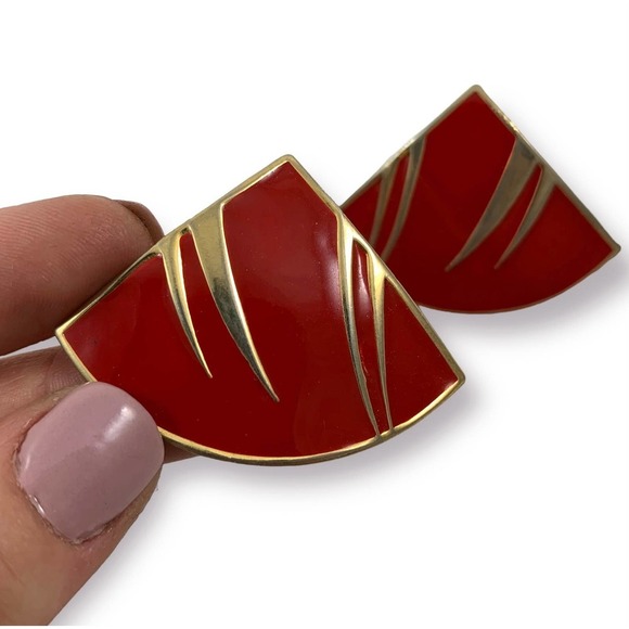 Vintage large red and gold enamel triangle earrings - Picture 2 of 11